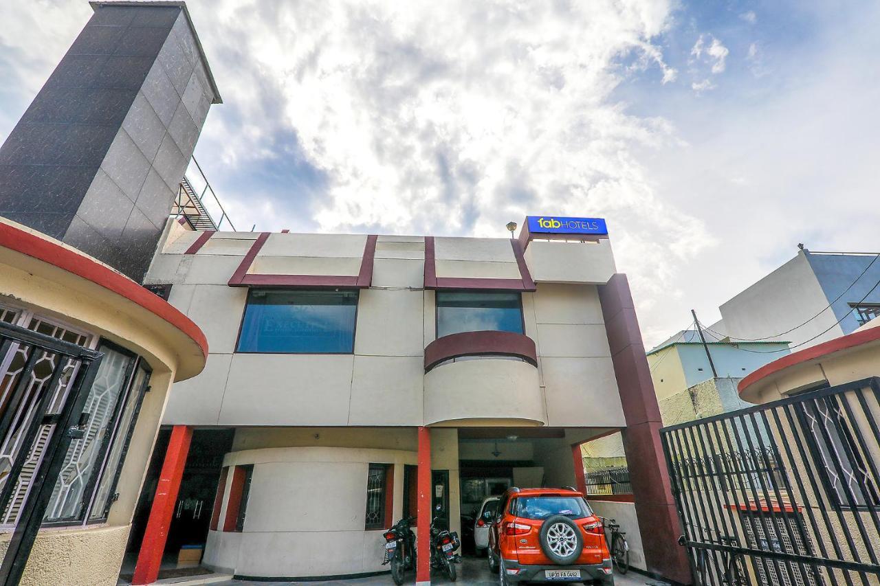 Hotel Executive Hasanganj Luaran gambar