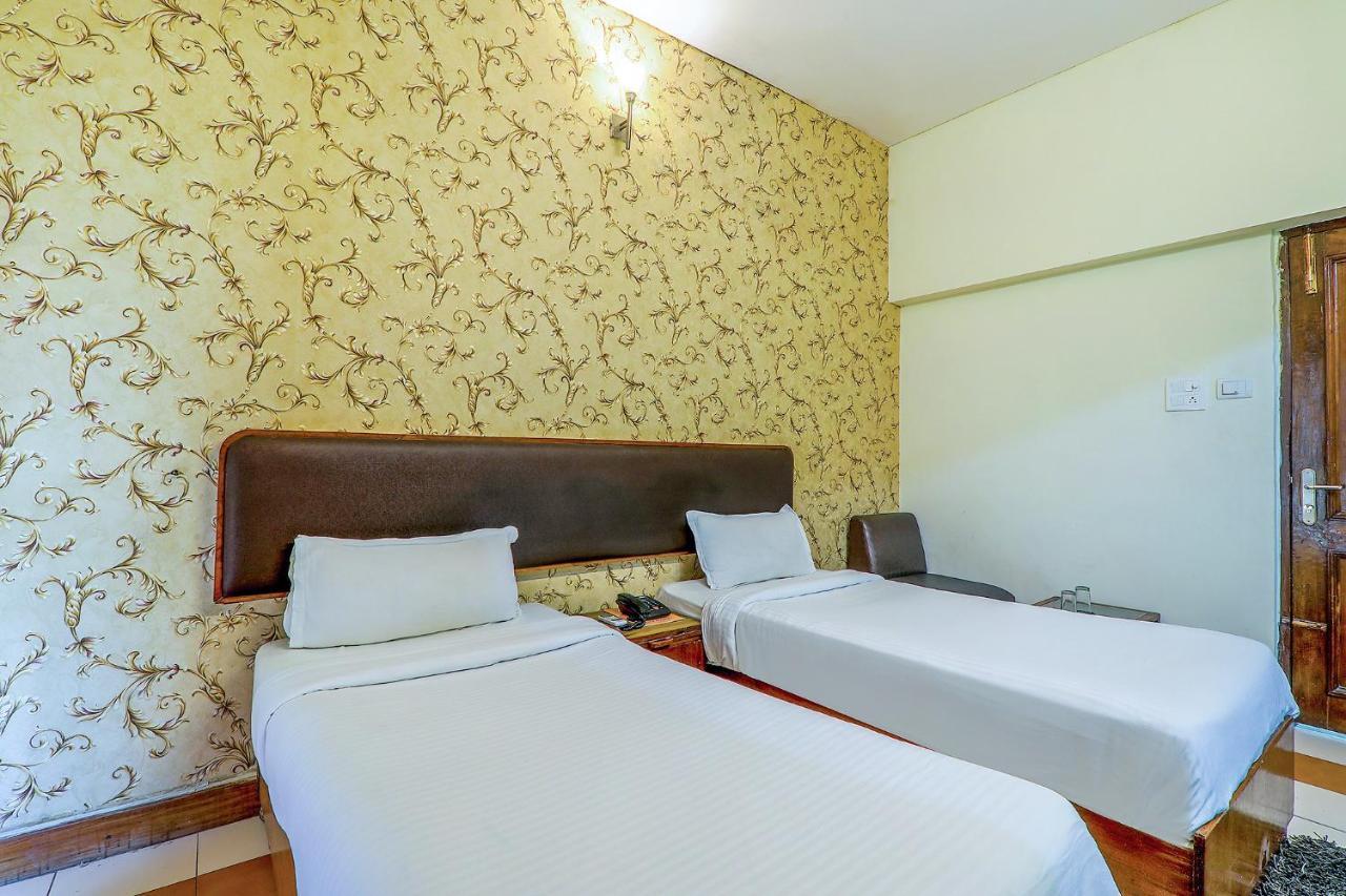 Hotel Executive Hasanganj Luaran gambar