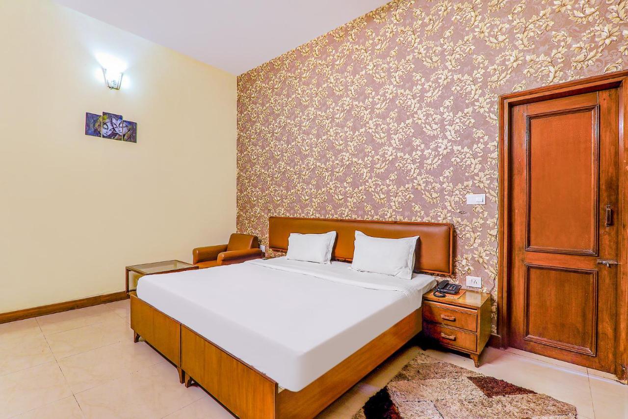 Hotel Executive Hasanganj Luaran gambar