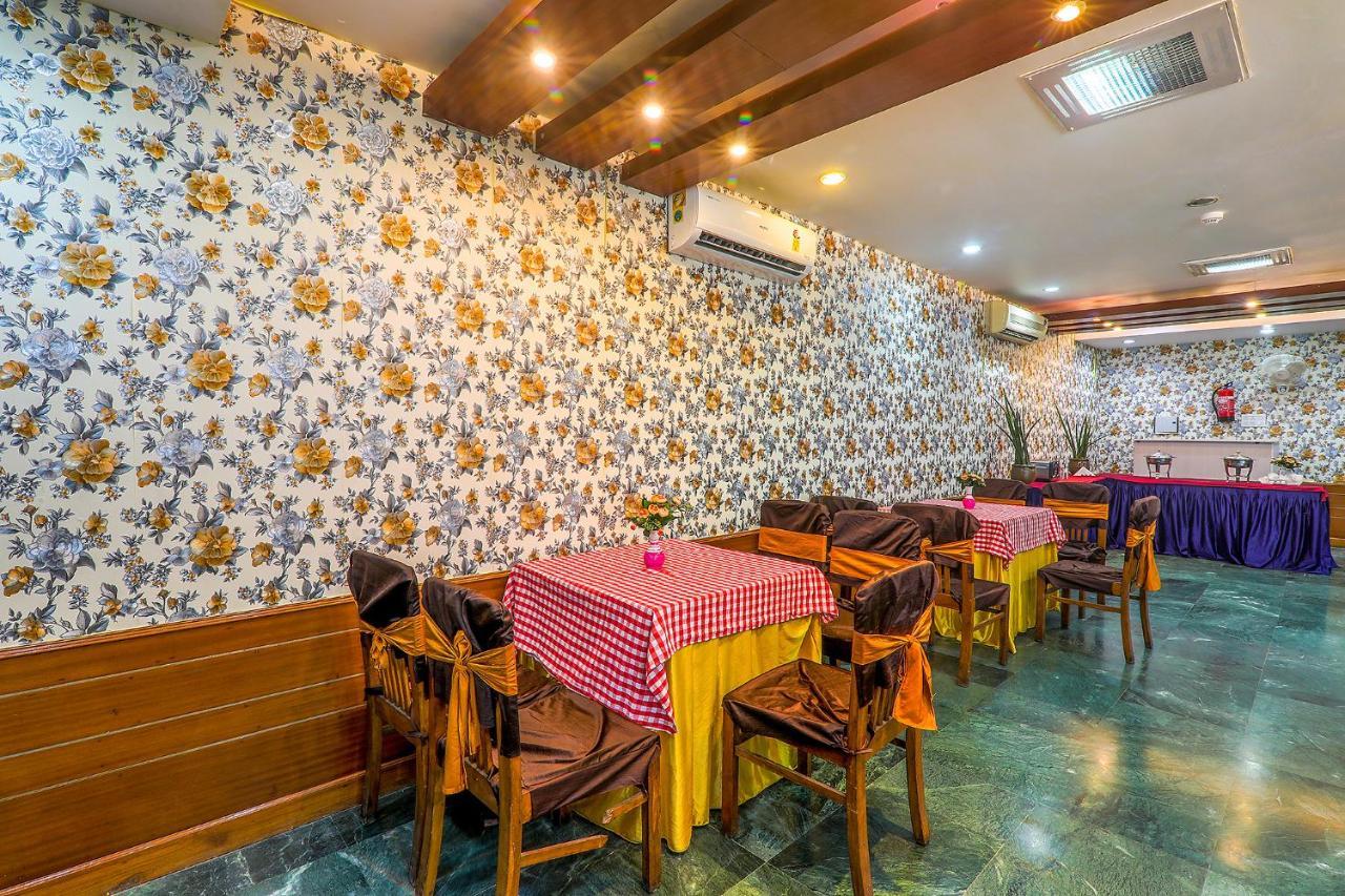 Hotel Executive Hasanganj Luaran gambar