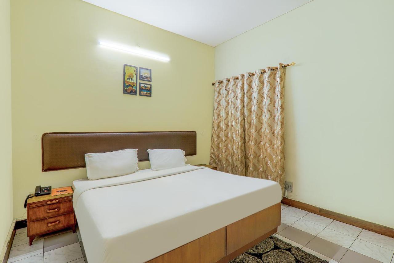 Hotel Executive Hasanganj Luaran gambar